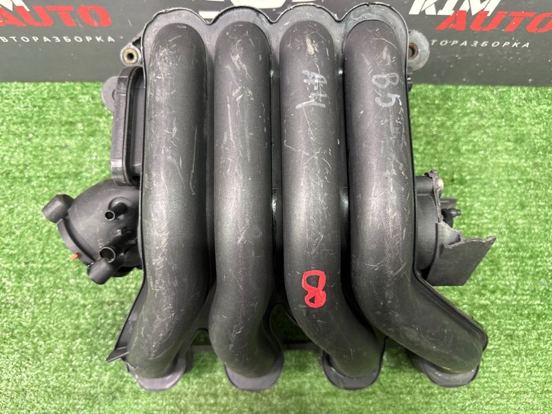 Коллектор впускной Volkswagen Passat B5