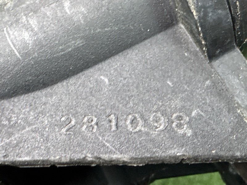 Коллектор впускной Volkswagen Passat B5