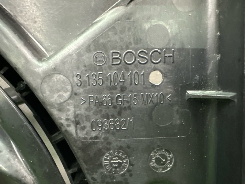 Кассета радиаторов с вентилятором Ford Kuga 2013 SUV