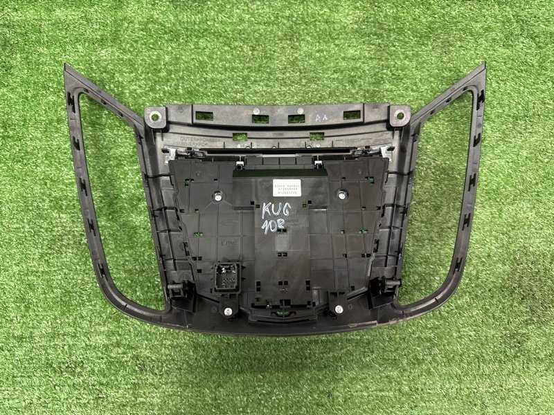 Блок управления мультимедиа Ford Kuga 2013 SUV