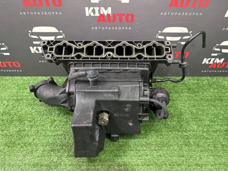 Коллектор впускной Opel Zafira