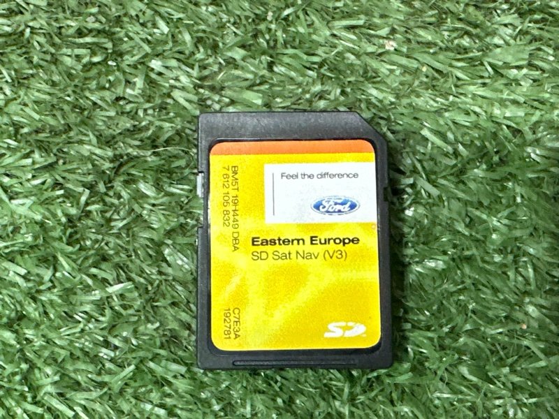 Дисплей информационный Ford Kuga 2013 SUV