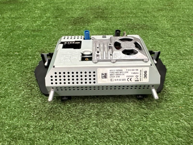 Дисплей информационный Ford Kuga 2013 SUV