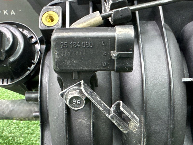 Коллектор впускной Chevrolet Lacetti