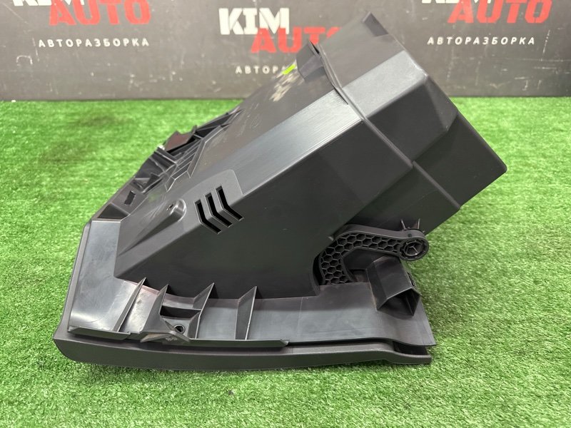 Бардачок Ford Kuga 2013 SUV