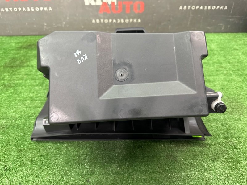 Бардачок Ford Kuga 2013 SUV