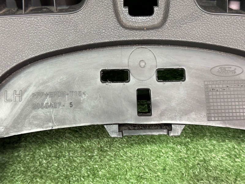 Накладка торпедо Ford Kuga 2013 SUV