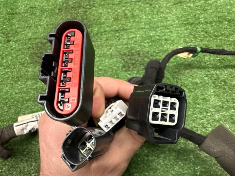 Проводка двери Ford Kuga 2013 SUV