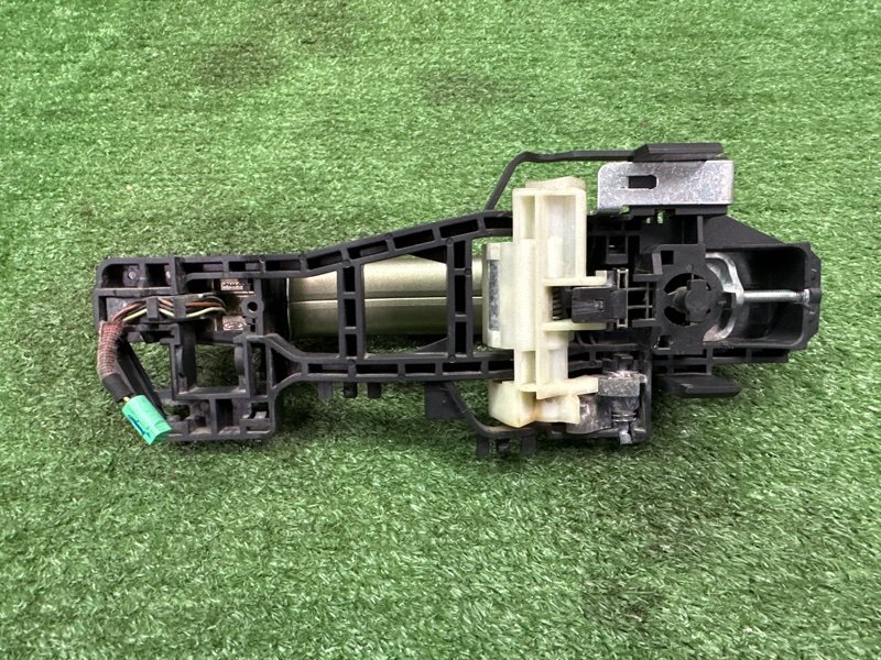 Ручка двери наружная в сборе Ford Kuga 2013 SUV