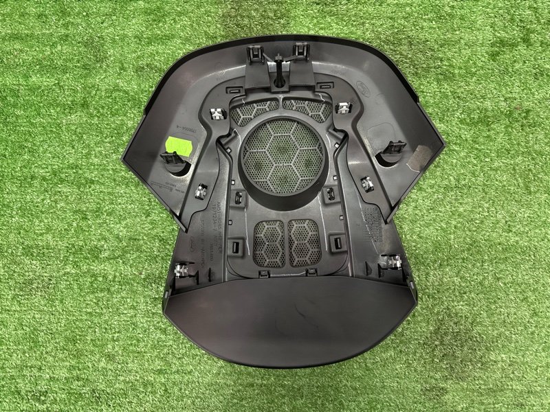 Накладка торпедо Ford Kuga 2013 SUV