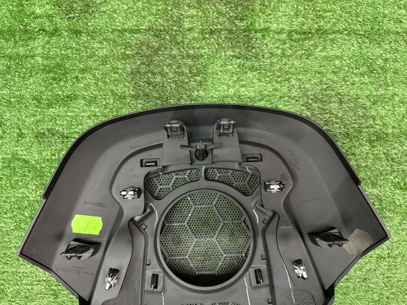 Накладка торпедо Ford Kuga 2013 SUV