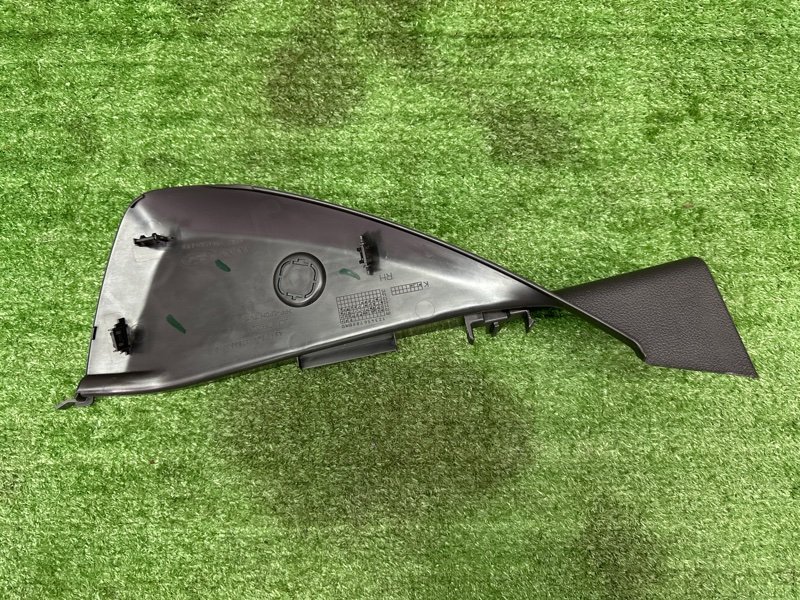 Накладка торпедо боковая Ford Kuga 2013 SUV