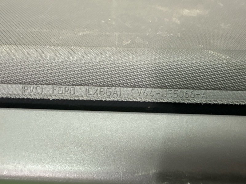 Полка багажника Ford Kuga 2013 SUV