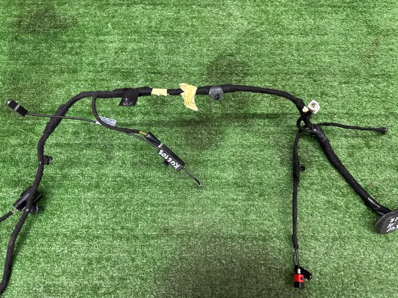 Проводка крышки багажника Ford Kuga 2013 SUV