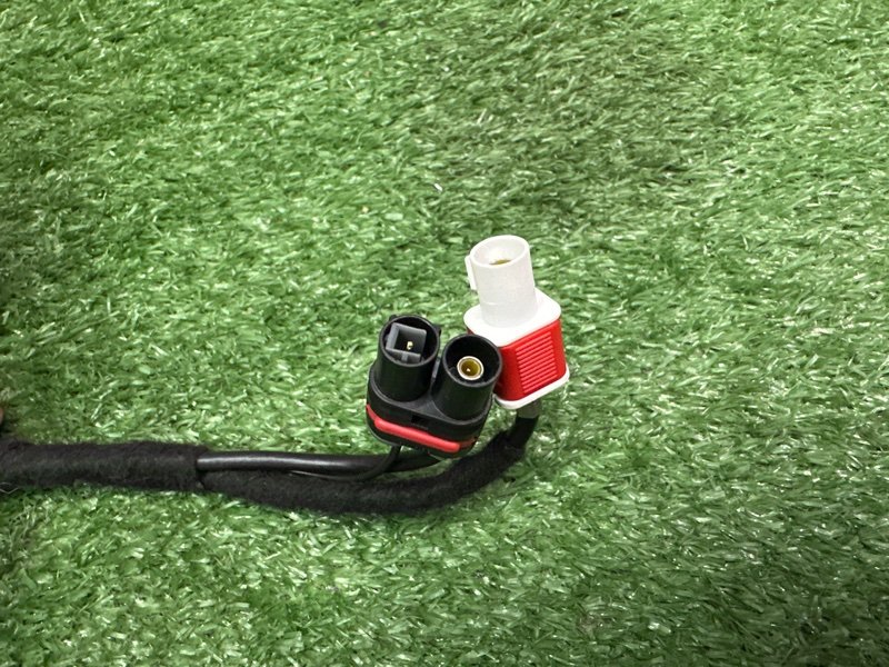 Проводка крышки багажника Ford Kuga 2013 SUV