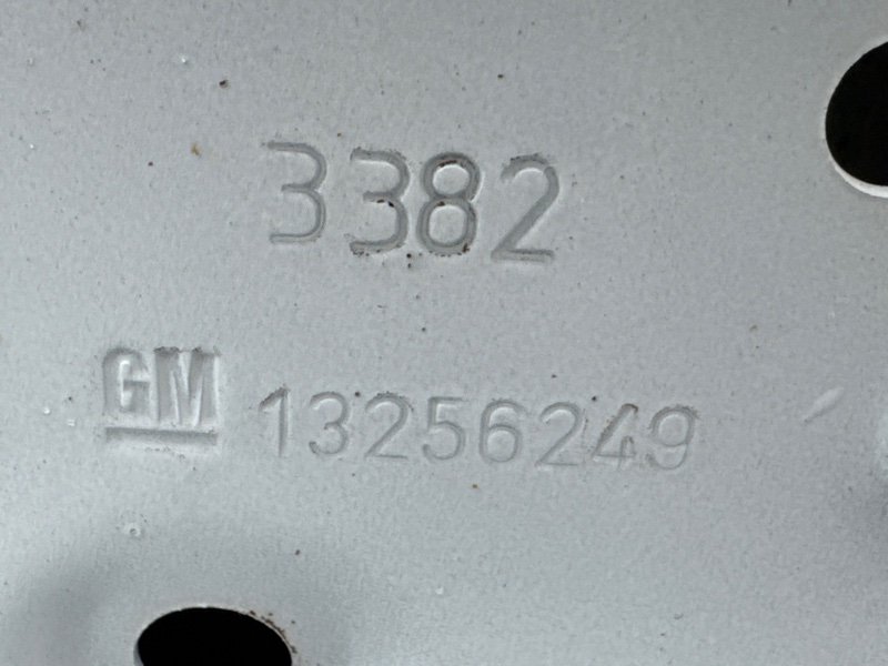 Четверть (лонжерон) Opel Astra J