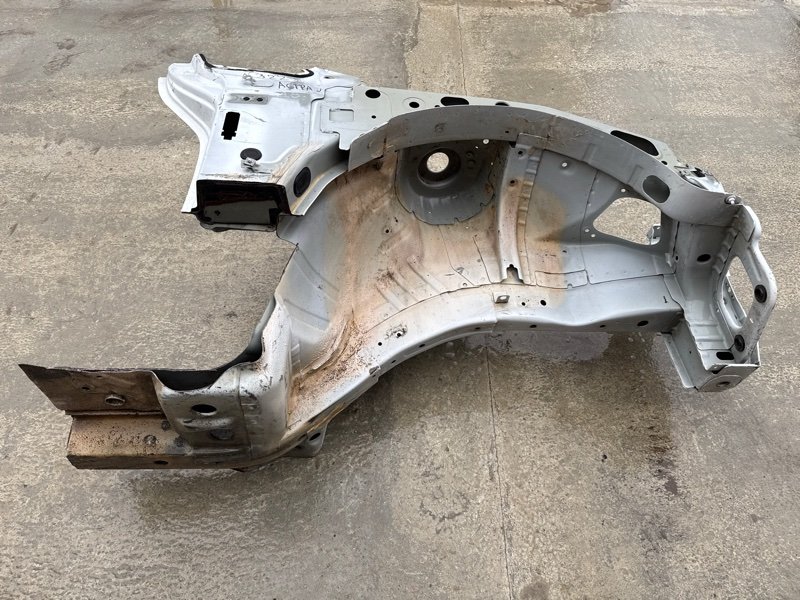 Четверть (лонжерон) Opel Astra J