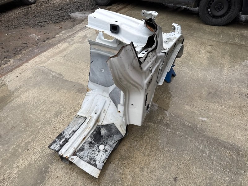 Четверть (лонжерон) Opel Astra J