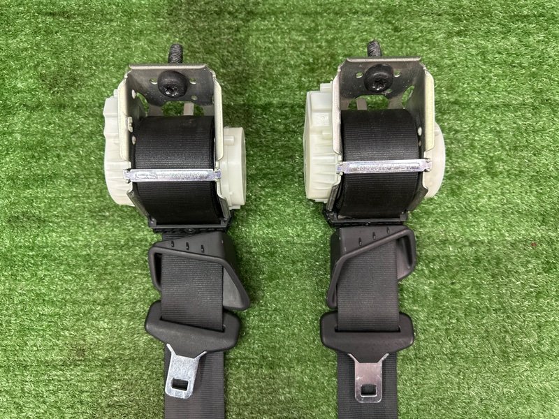 Ремни безопасности Ford Kuga 2013 SUV