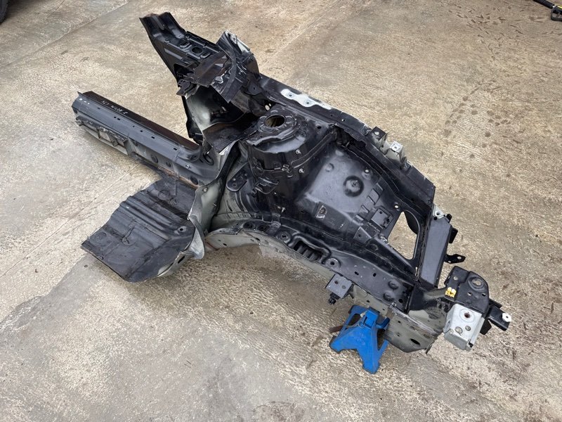 Четверть (лонжерон) Opel Astra GTC