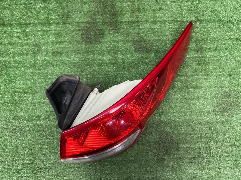 Фонарь в крыло Ford Kuga 2013 SUV