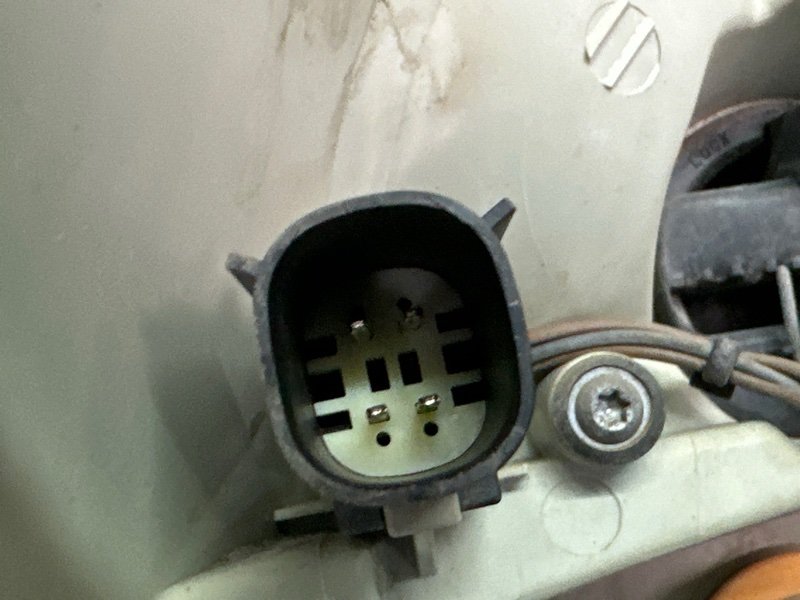 Фонарь в крыло Ford Kuga 2013 SUV