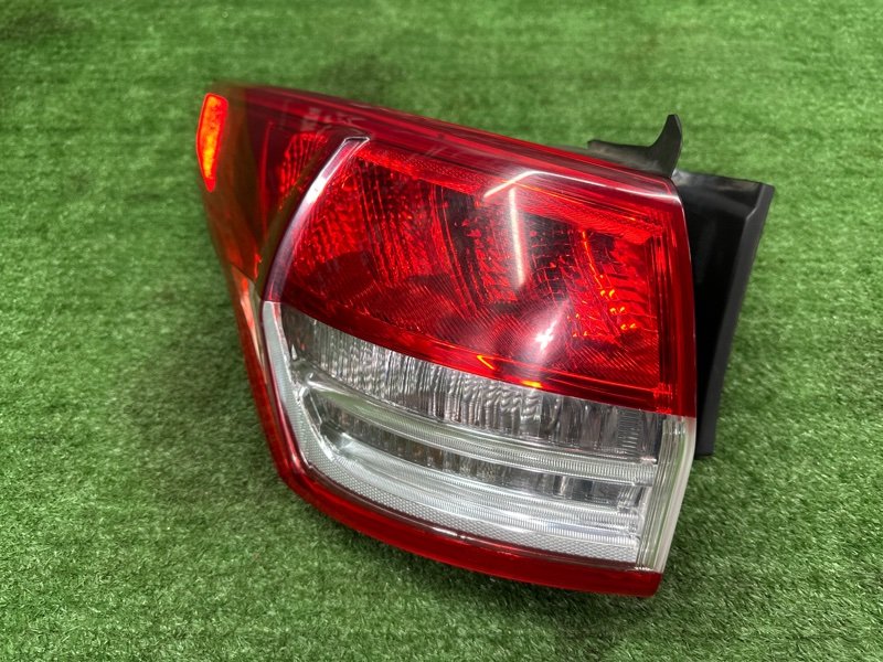 Фонарь в крыло Ford Kuga 2013 SUV