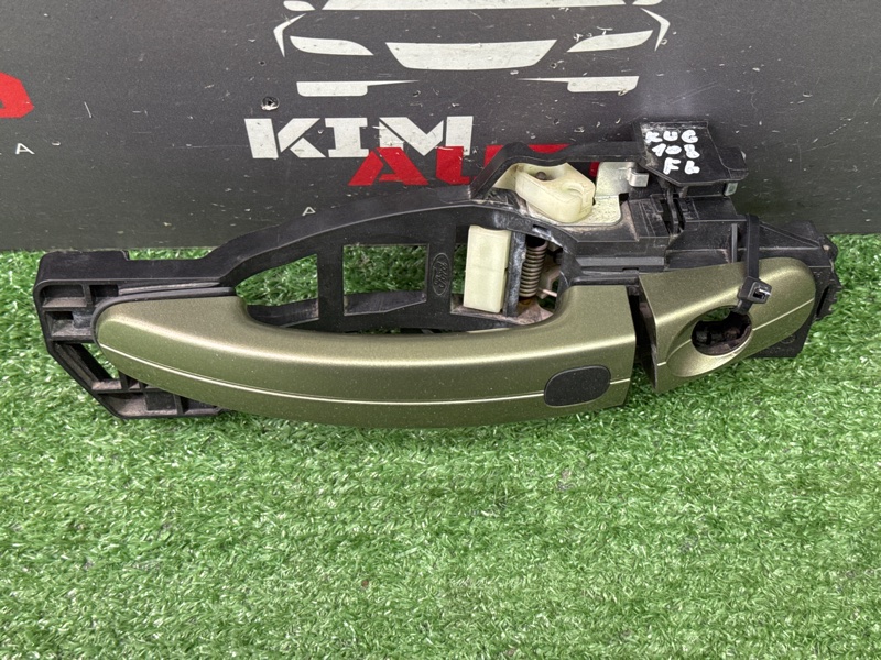 Ручка двери наружная в сборе Ford Kuga 2013 SUV