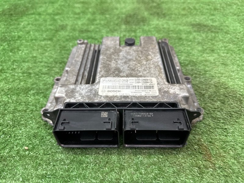 Блок управления двигателем (ЭБУ) Ford Kuga 2013 SUV