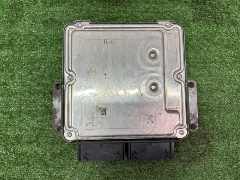 Блок управления двигателем (ЭБУ) Ford Kuga 2013 SUV