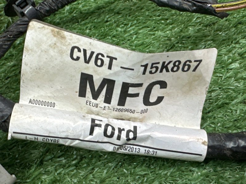 Проводка переднего бампера Ford Kuga 2013 SUV