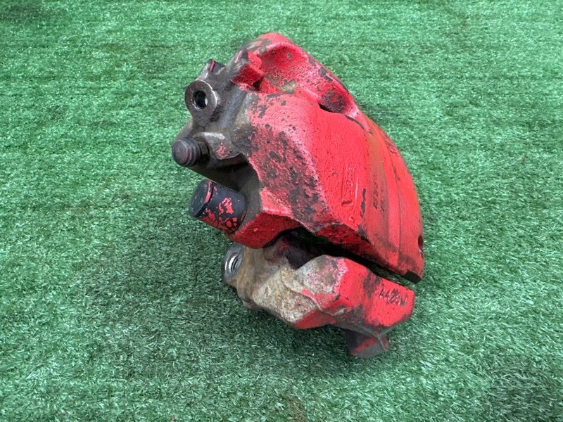 Суппорт тормозной Ford Kuga 2013 SUV