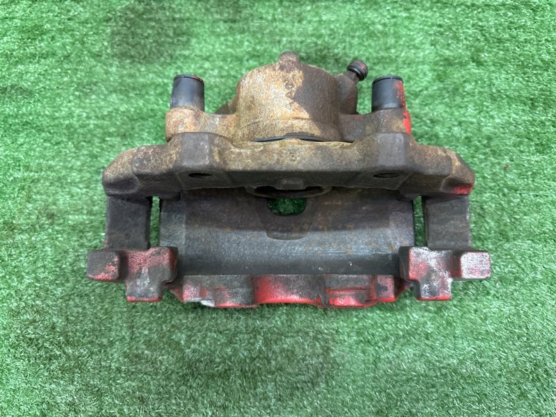 Суппорт тормозной Ford Kuga 2013 SUV