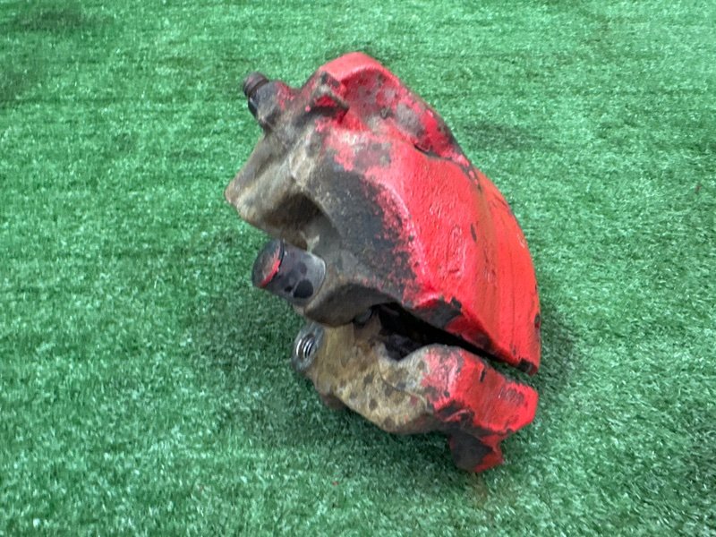 Суппорт тормозной Ford Kuga 2013 SUV