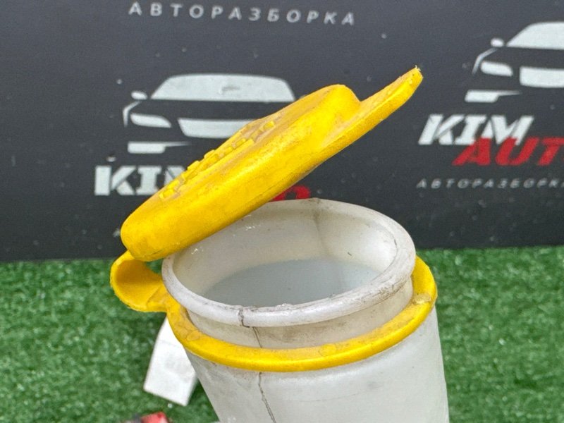 Бачок стеклоомывателя Opel Corsa D