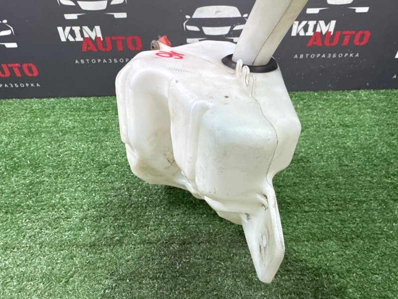 Бачок стеклоомывателя Opel Corsa D