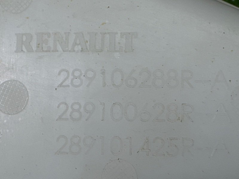 Бачок стеклоомывателя Renault Duster