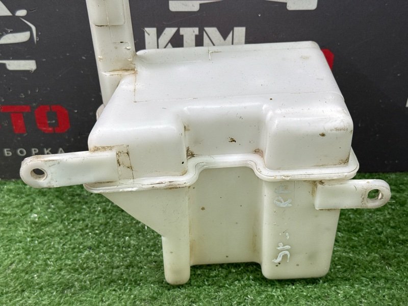 Бачок стеклоомывателя Kia Spectra