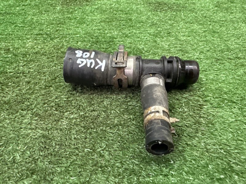 Тройник системы охлаждения Ford Kuga 2013 SUV