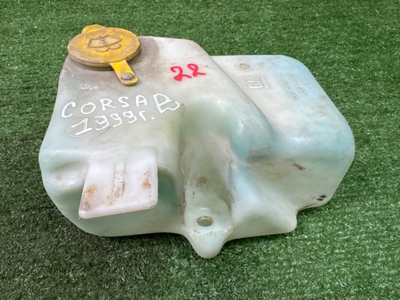 Бачок стеклоомывателя Opel Corsa B