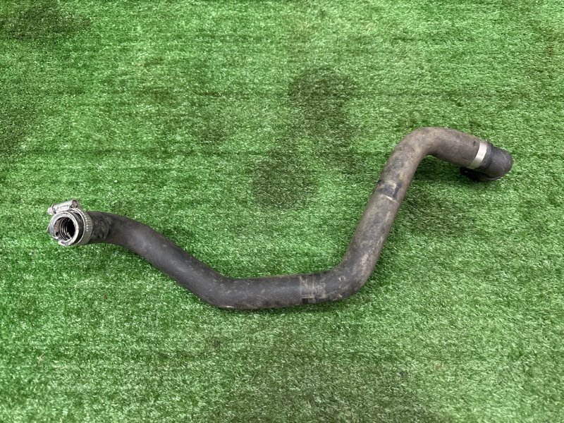 Патрубок отопителя Ford Kuga 2013 SUV