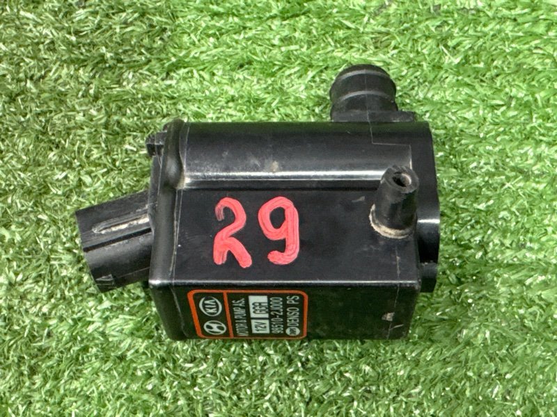 Насос омывателя Hyundai Santa Fe