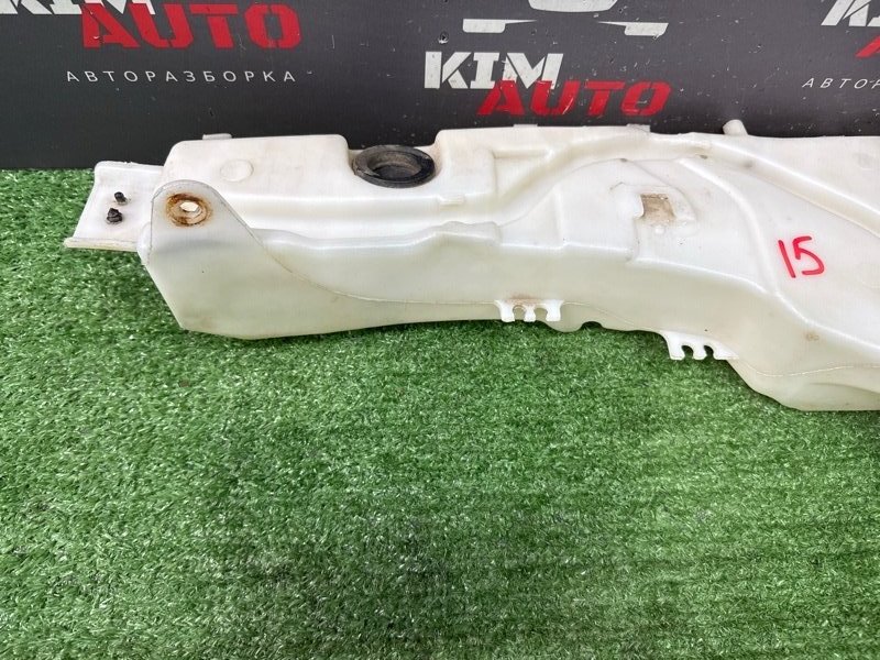 Бачок стеклоомывателя Ford Focus 2