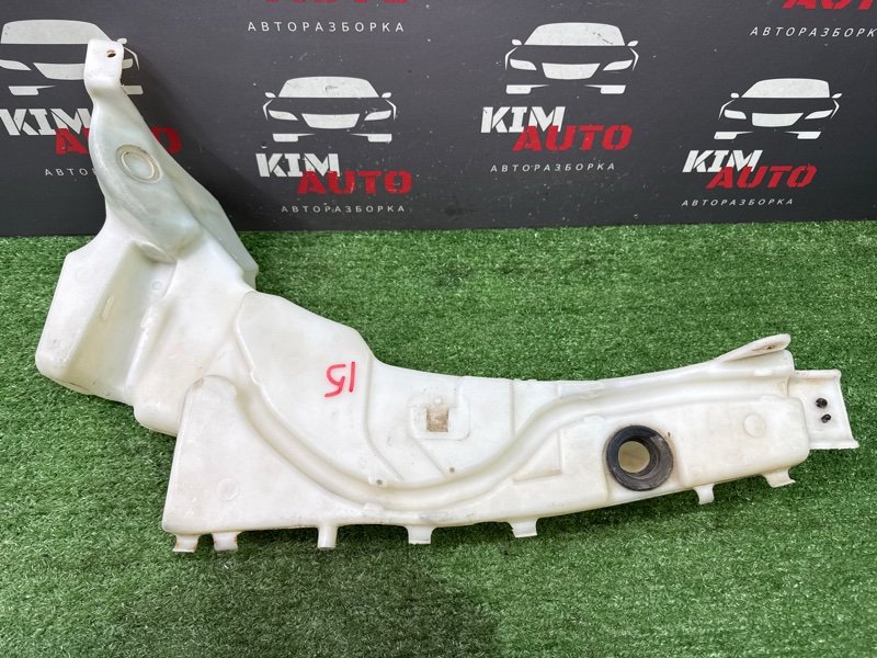 Бачок стеклоомывателя Ford Focus 2