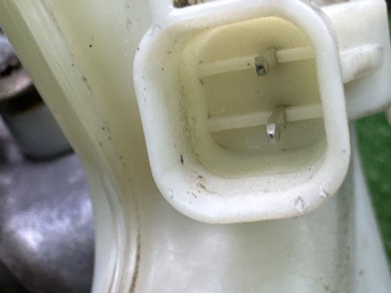 Главный тормозной цилиндр с бочком Ford Kuga 2013 SUV