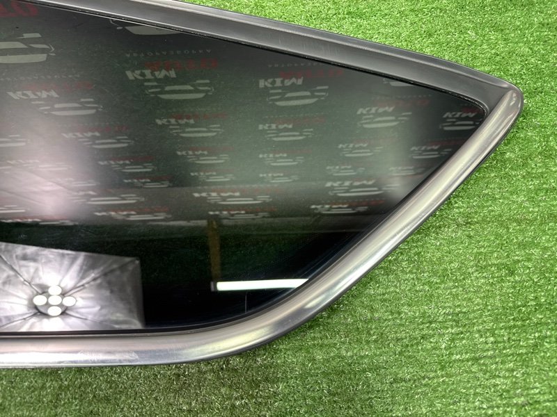 Стекло кузовное Ford Kuga 2013 SUV