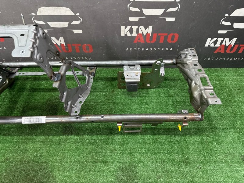 Усилитель торпедо Ford Kuga 2013 SUV