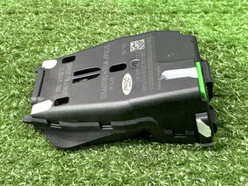 Камера переднего вида Ford Kuga 2013 SUV