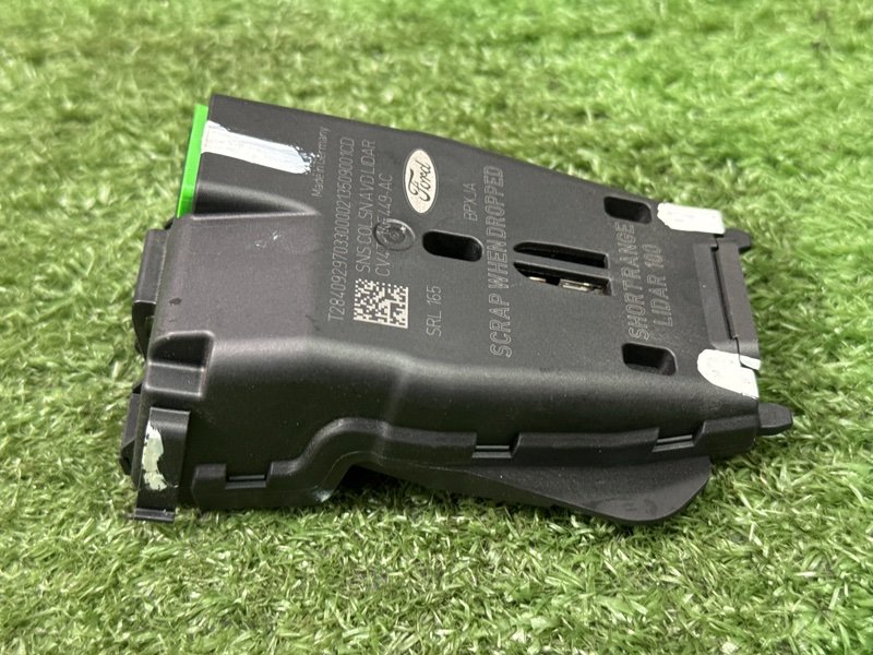 Камера переднего вида Ford Kuga 2013 SUV