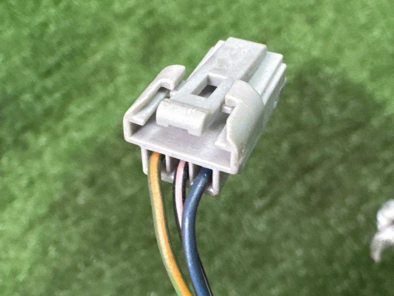 Проводка камеры переднего вида Ford Kuga 2013 SUV